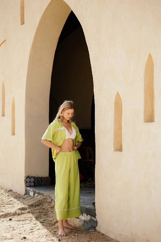 Beachtime Pants in Apple Green