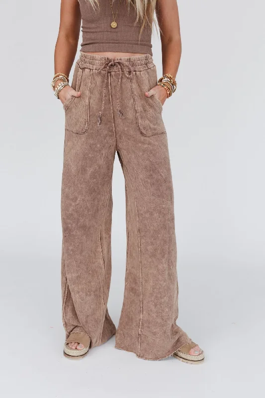 Relaxing Robin Wide Leg Pant - New Mocha