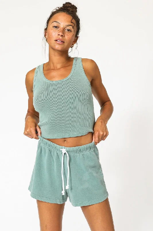 Layla Sweatshorts in Granite Green